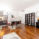 Elegant Apartment - Loreto - Central Milan